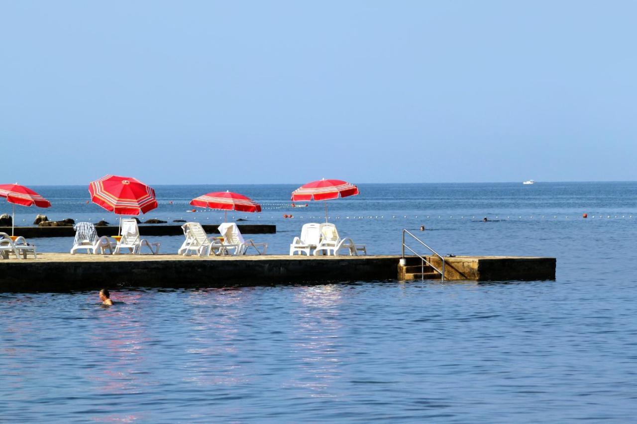 Apartment Umag 6992A エクステリア 写真